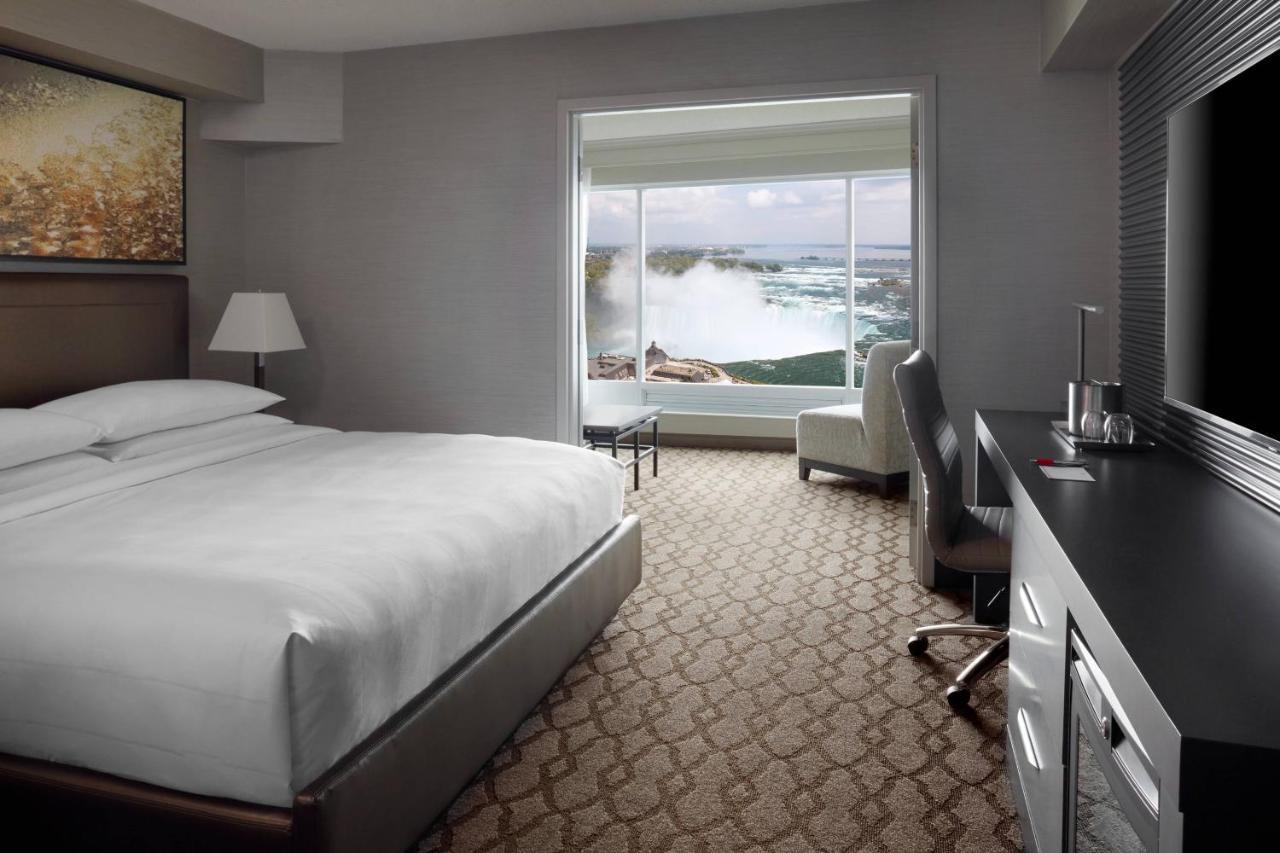 Junior Suite Falls View